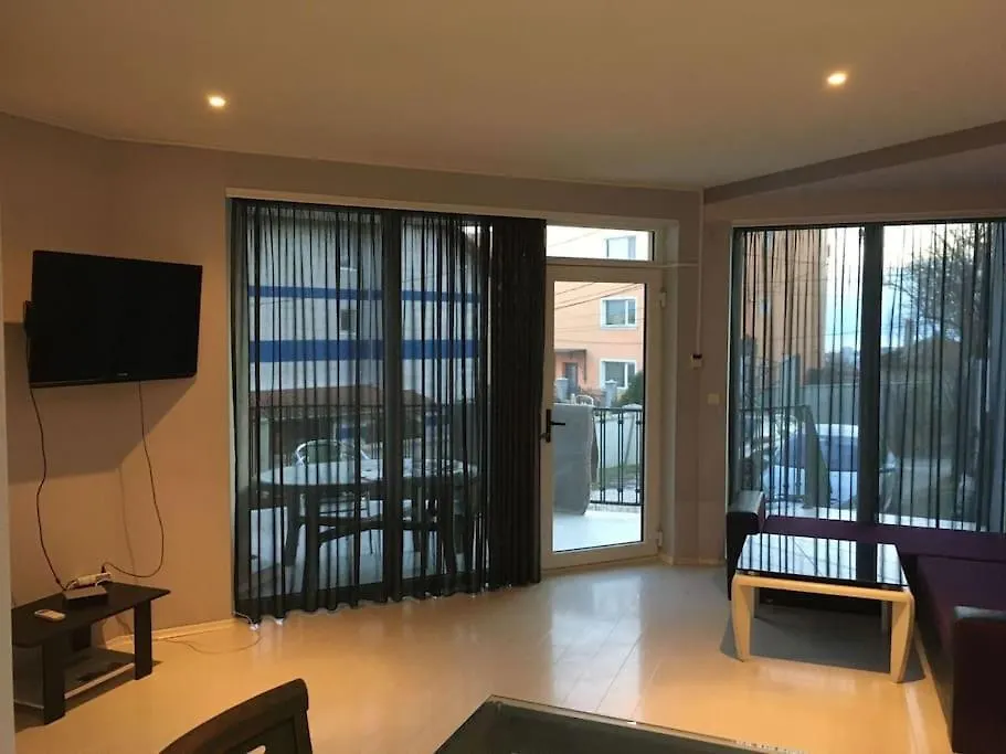Sunny Day Apartment Varna